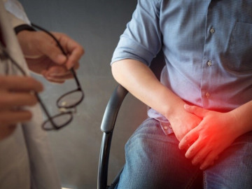 Đi đổi gió, xả xui trong chuyến công tác nước ngoài, người đàn ông mắc 2 bệnh cùng lúc