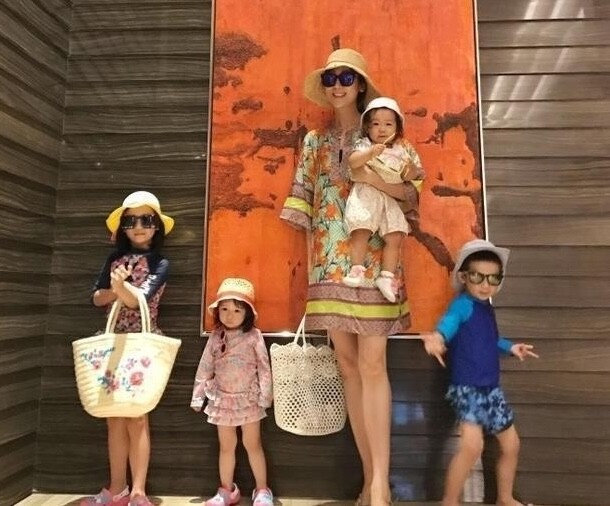 Lấy chồng hơn 16 tuổi, người đẹp bị nói “máy đẻ” khi 5 năm 4 lần có thai, không ngại bán hàng online nuôi con - 2