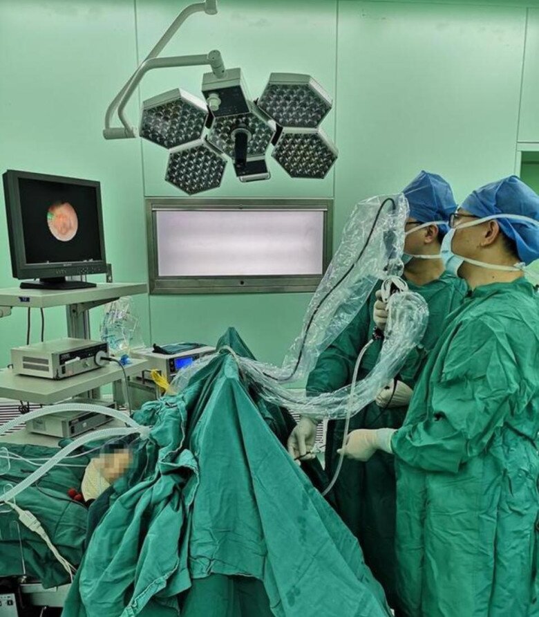 Bé 5 tháng tuổi không đi tiểu trong 20 giờ, bị sưng khắp người, bác sĩ phát hiện nguyên nhân đến từ bữa ăn hàng ngày - 3
