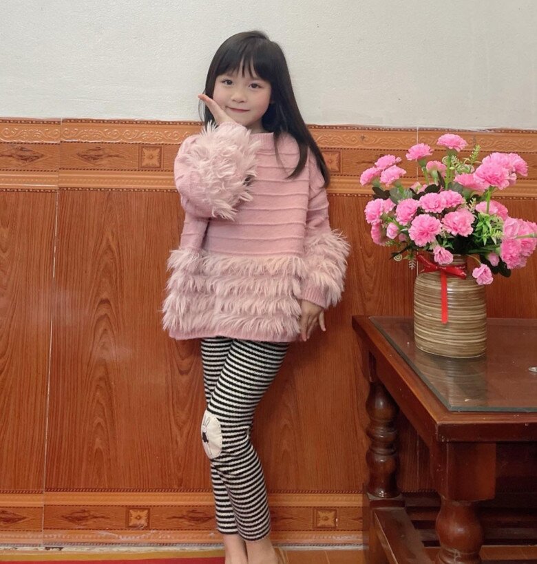 Bóng hồng xe tải Thái Nguyên 8 năm đưa con rong ruổi đường dài Bắc Nam, 19 tuổi làm mẹ đơn thân, 2 con khác cha - 7