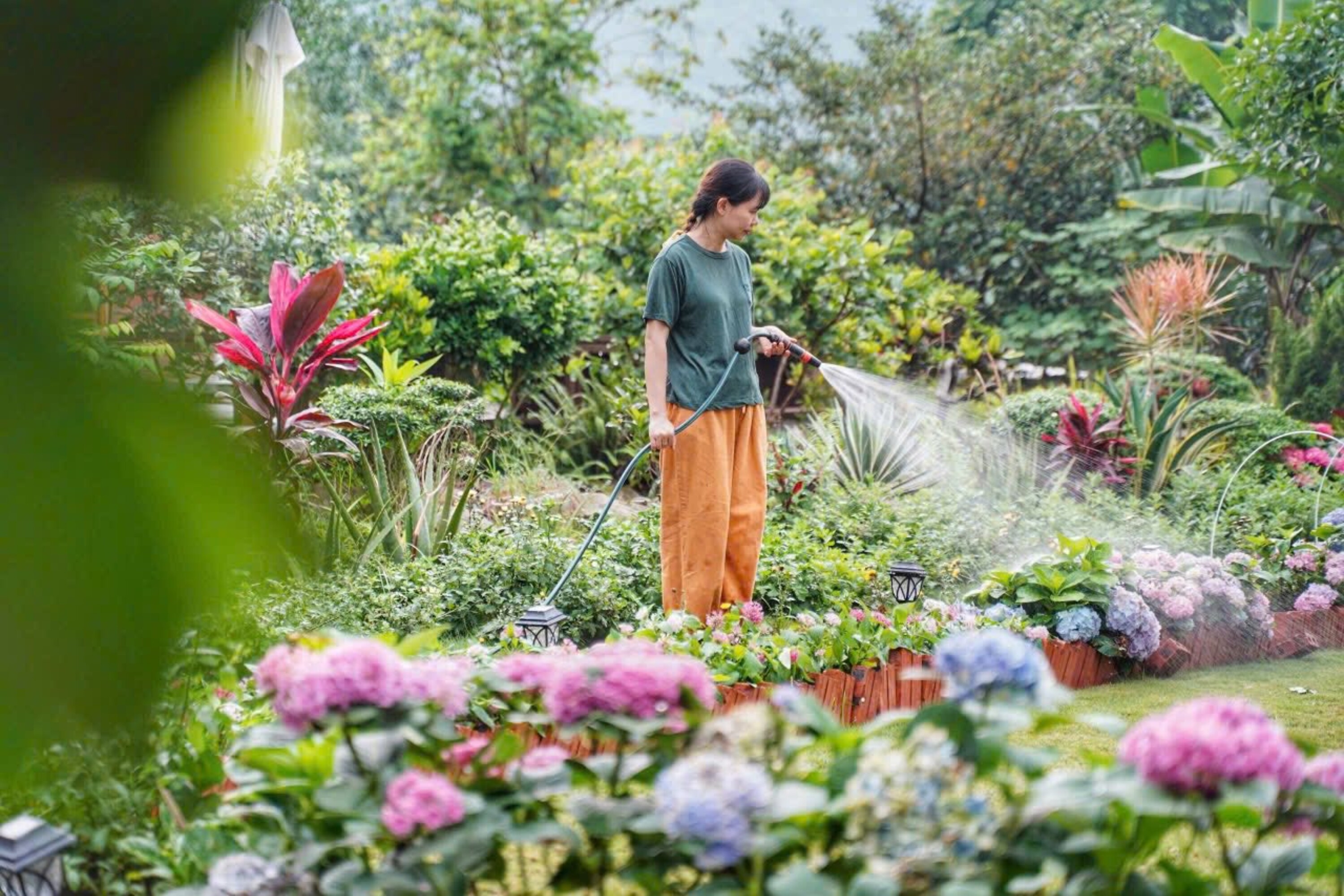 Cô gái 9X Yên Bái bỏ phố về quê, dành 4 năm làm nhà vườn đẹp như tranh - 12