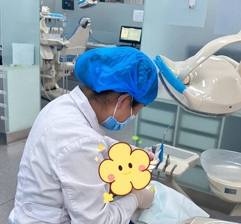 Con gái lúc nhỏ đẹp nhưng càng lớn càng móm, đến bệnh viện bác sĩ nói nguyên nhân khiến gia đình suy sụp - 2