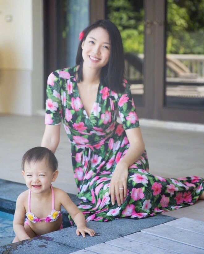 Mỹ nhân 8X đăng quang Hoa hậu Thế giới, từ chối đại gia lấy anh thường dân, cảnh làm mẹ 2 con thật bất ngờ - 3