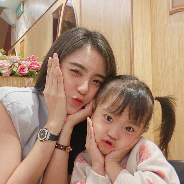 Kiều nữ làng hài Lâm Á Hân làm mẹ đơn thân sau ồn ào hôn nhân, giờ sinh con thứ 3 với người mới - 5