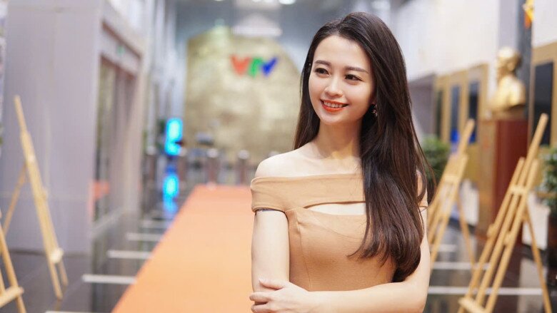 Nữ MC thời tiết VTV bí mật làm mẹ lần 5, mới sinh 7 tháng ra đường vẫn như gái 18 không ai nhận ra - 7
