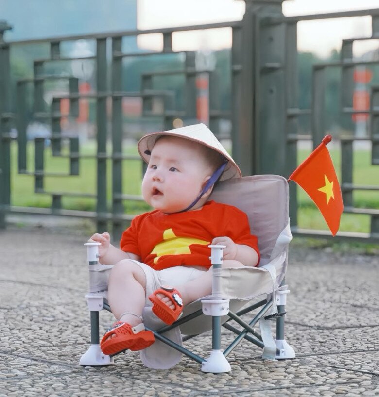 Nữ tiếp viên hàng không gây thương nhớ vì quá đẹp, hé lộ chế độ thai sản amp;#34;khủngamp;#34; của TVHK khi làm mẹ: Ở nhà chăm con 1 tuổi mới đi làm lại - 6