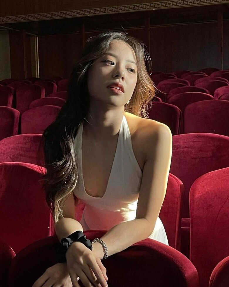 Minga (Ngô Mi Nga) hiện đang là cái tên được tìm kiếm nhiều nhất trên mạng xã hội trong hơn 24H giờ qua. 