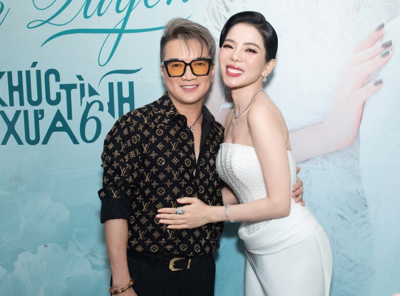 Cùng là ca sĩ theo đuổi dòng nhạc bolero, Đàm Vĩnh Hưng khẳng định Lệ Quyên có nhiều sự thay đổi khi trình diễn những ca khúc cũ.