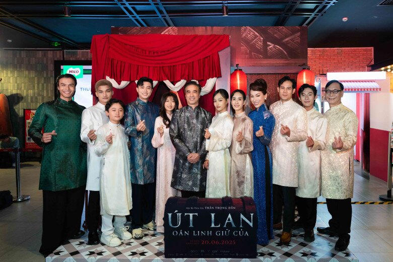 Quốc Trường cùng đoàn diễn viên phim Út Lan: Oán linh giữ của.
