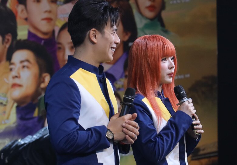DJ Mie áp lực khi lần đầu dẫn chương trình gameshow.