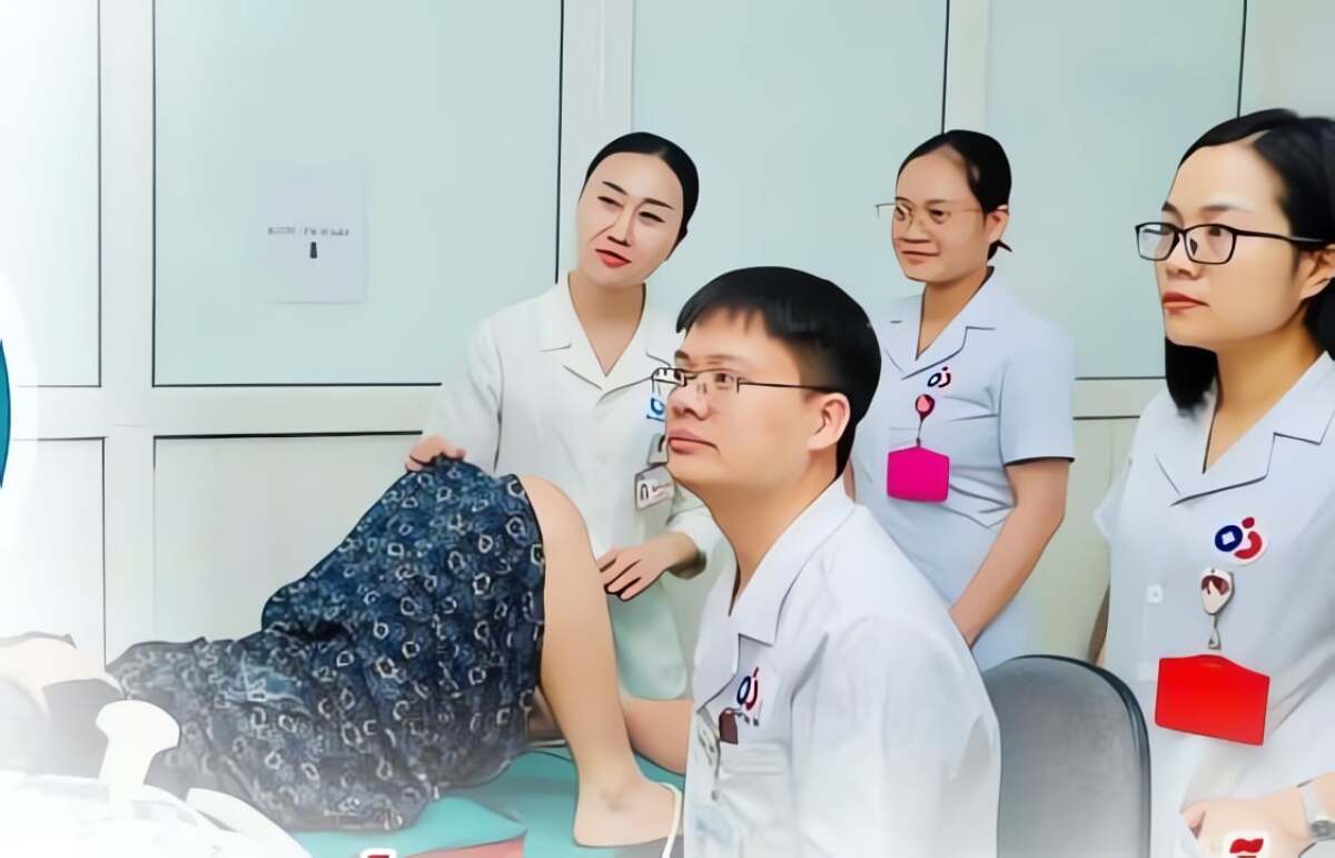 Gian nan tìm vòng tránh thai 25 năm tuổi amp;#34;chạy lạcamp;#34; trong bụng cụ bà U70 - 1