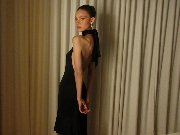 Bạn rất xinh đẹp nhưng tôi hy vọng bạn có thể ăn nhiều hơn một chút, Cô ấy trông ngày càng gầy gò phải không?... là một số bình luận bên dưới những bức ảnh Nicola đăng tải gần đây.