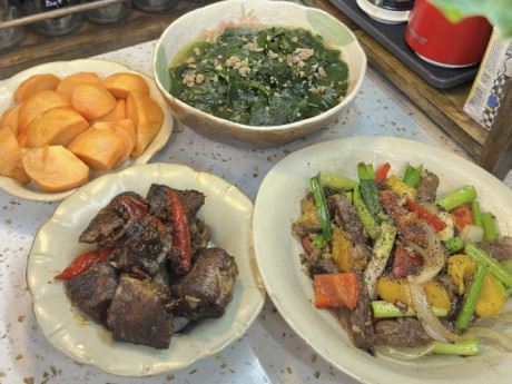 Bếp Eva - Những mâm cơm 3 người dưới 150.000 đồng của mẹ đảm Hải Phòng