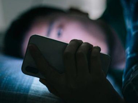 Bác sĩ cảnh báo 6 thói quen âm thầm “nuôi lớn” tế bào ung thư, nhiều người vẫn vô tình làm mỗi ngày