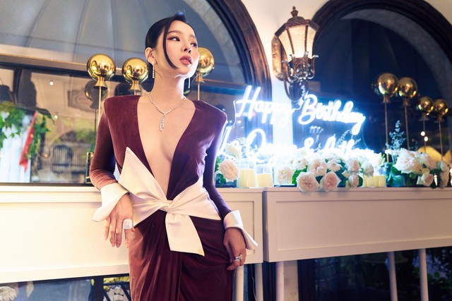 Lệ Quyên sau khi ly hôn chọn làm mẹ đơn thân xinh đẹp.