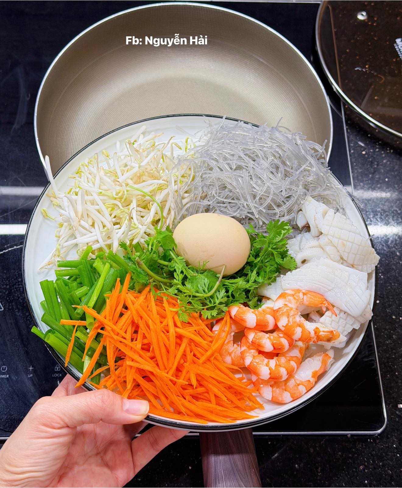 Nguyêu liệu xào miến