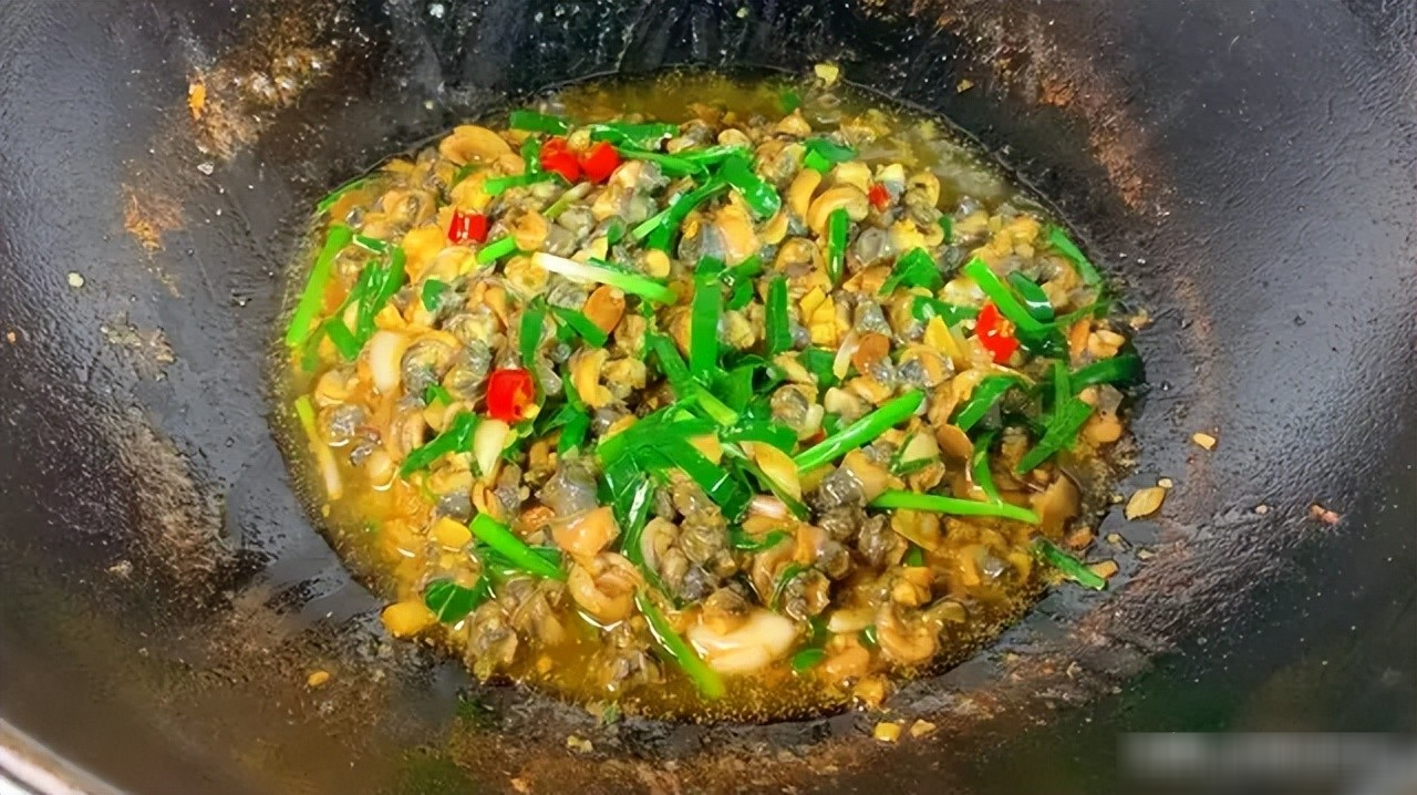 Loại thịt dân dã, giá rẻ, giàu dinh dưỡng, tốt xương, bổ máu, ăn nhiều không lo tăng cân, xào cay cực thơm - 7