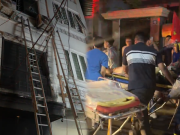 Clip Eva - Cứu 5 người mắc kẹt trong căn nhà cháy ở Hà Nội