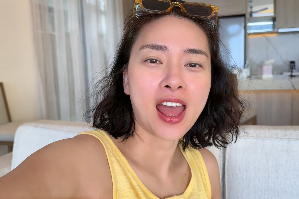 Diễn viên Hai Phượng cũng phấn khích, thốt lên sung sướng lúc con gái phát âm được từ này.