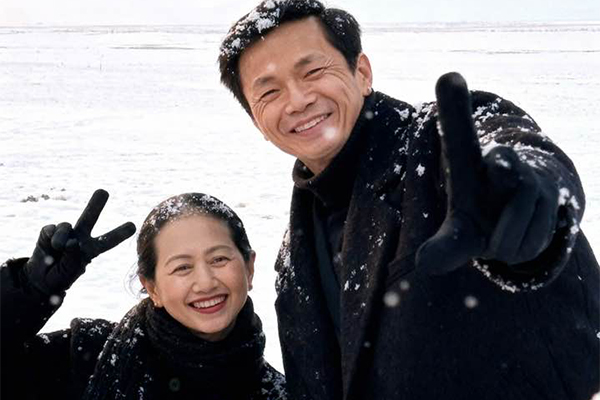 NSND Trung Anh và vợ.