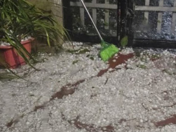 Mưa đá hạt to như cái chén trút xuống Bắc Hà, Lào Cai