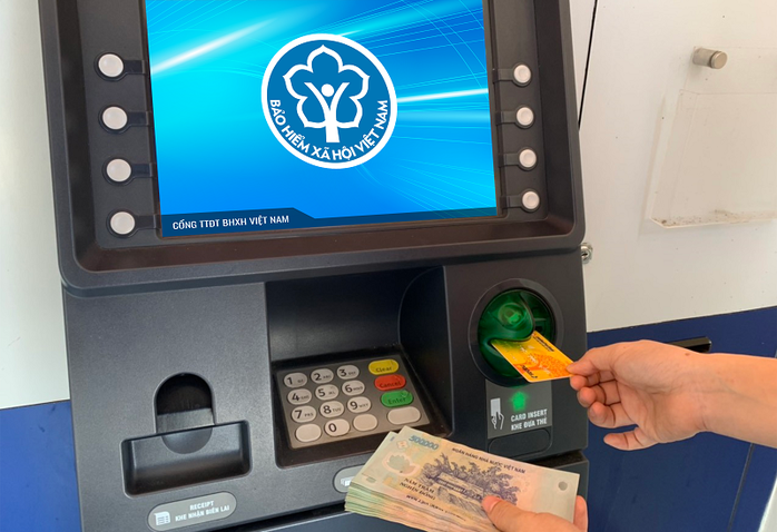 Cơ quan BHXH khuyến khích người dân nhận lương hưu, trợ cấp BHXH qua tài khoản
