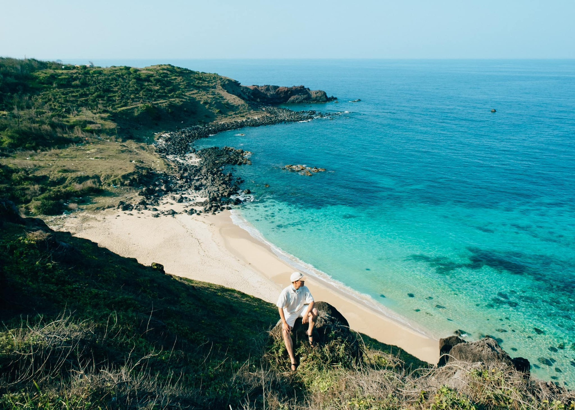 3 hòn đảo hoang sơ hút khách dịp 30/4, amp;#34;cháy phòngamp;#34; trước cả tháng - 5