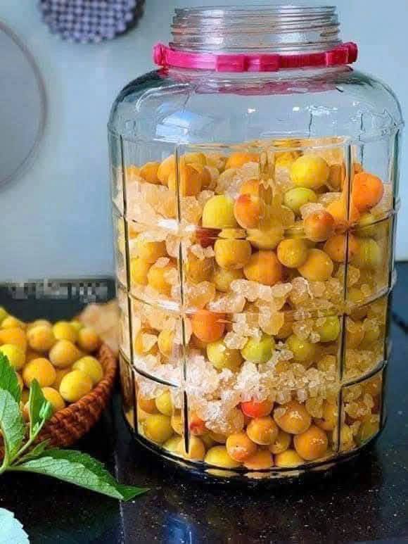 Nên dùng nước mơ sau khi ăn giúp tiêu hóa tốt, hoặc vào thời điểm buổi trưa, chiều nóng sẽ giúp giải nhiệt tốt.