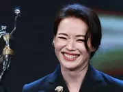 Giải trí - Thư Kỳ thắng lớn