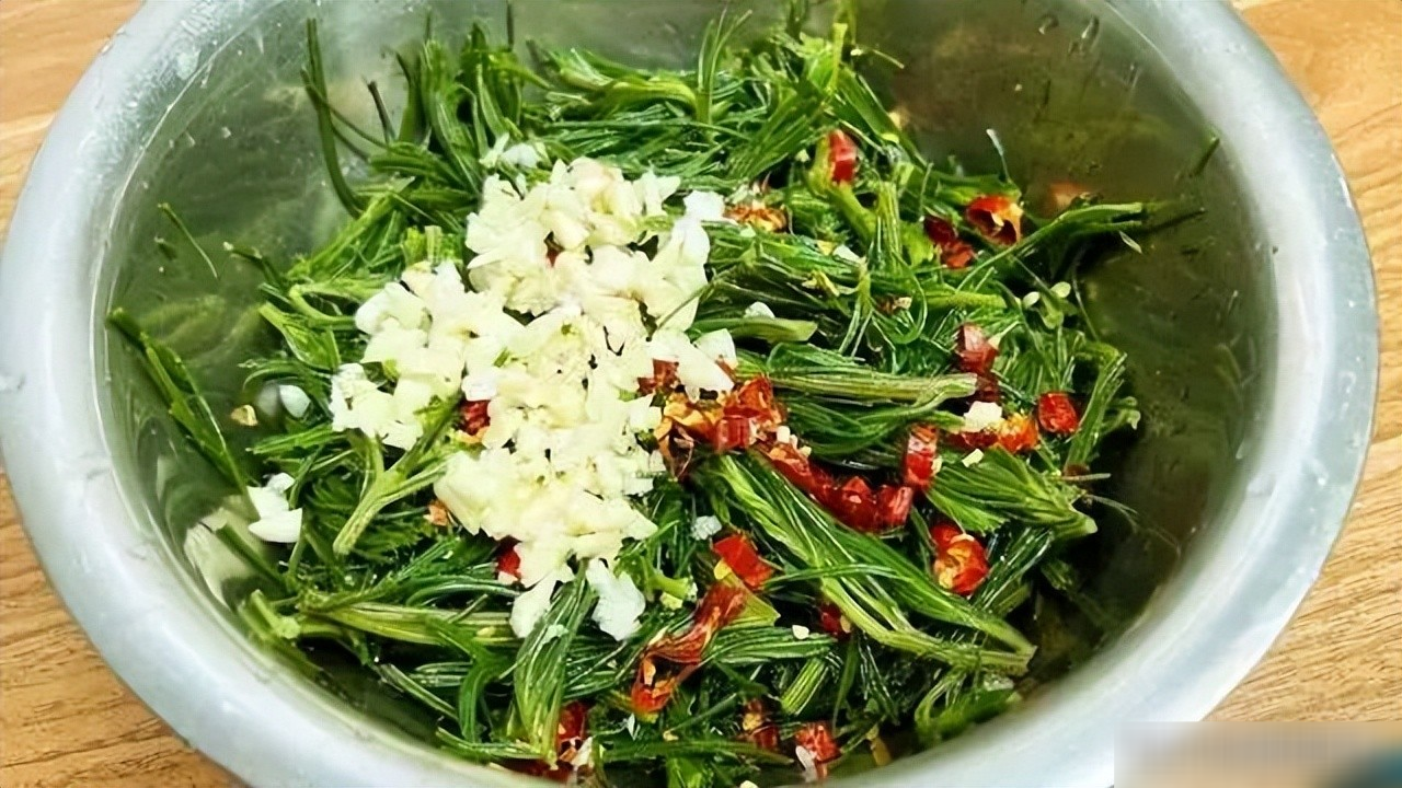 Loại rau dại vừa mặn vừa chua, mềm, ngon nếu chế biến theo cách này, hương vị mùa xuân tràn ngập - 8