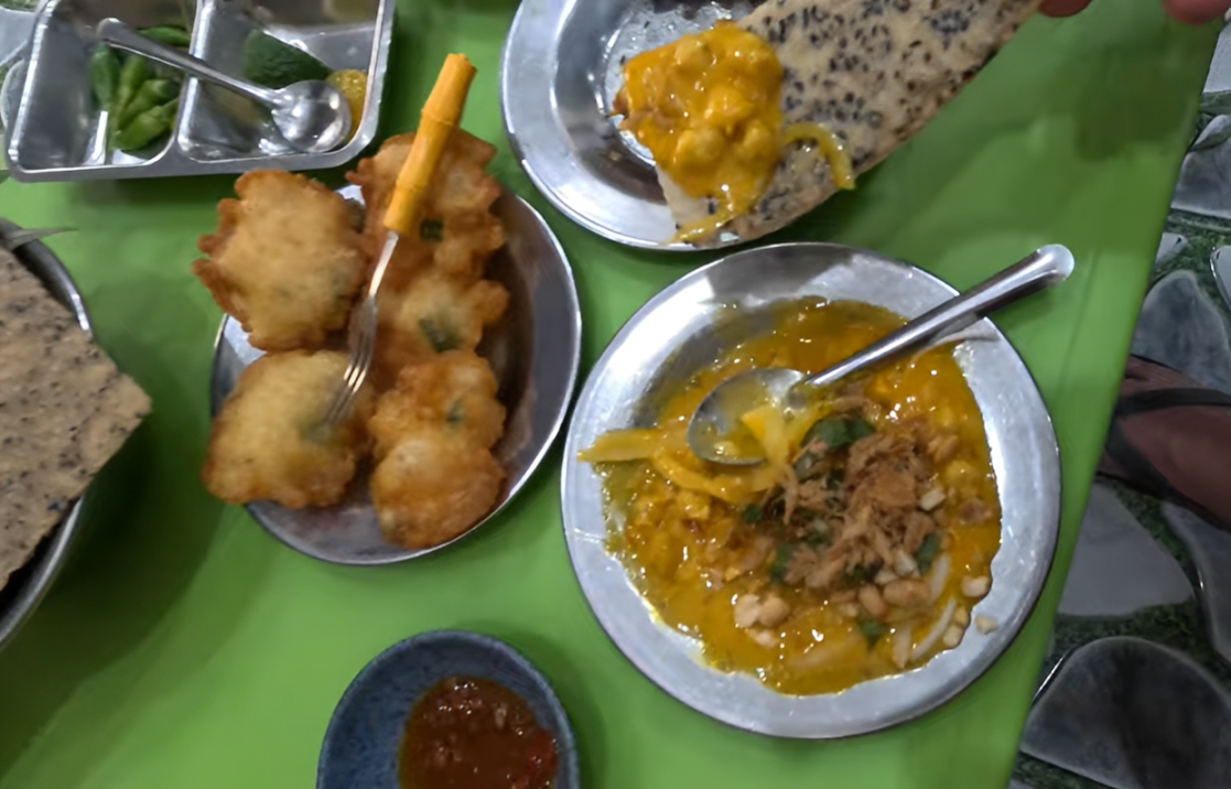 Khách Tây khen nức nở món giòn sần sật ở biển Việt, gọi liền 3 suất - 5