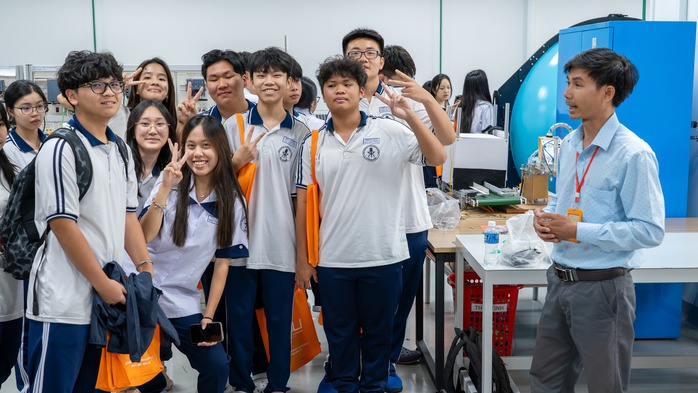Gần 170.000 học sinh TPHCM đăng ký nguyện vọng thi lớp 10: Chi tiết hướng dẫn đăng ký - 2