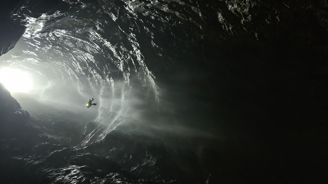 Hình ảnh về hang Chà Nghéo