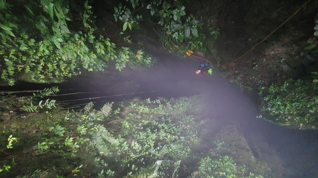 Hình ảnh về hang Chà Nghéo