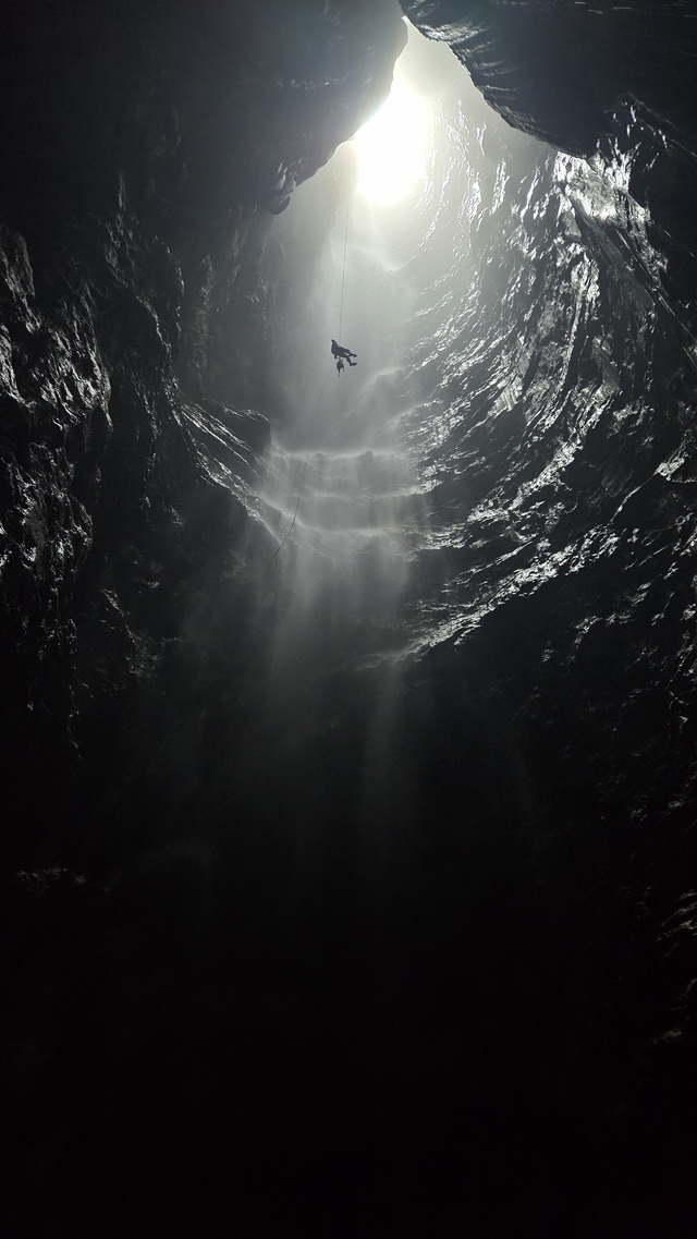 Hình ảnh về hang Chà Nghéo