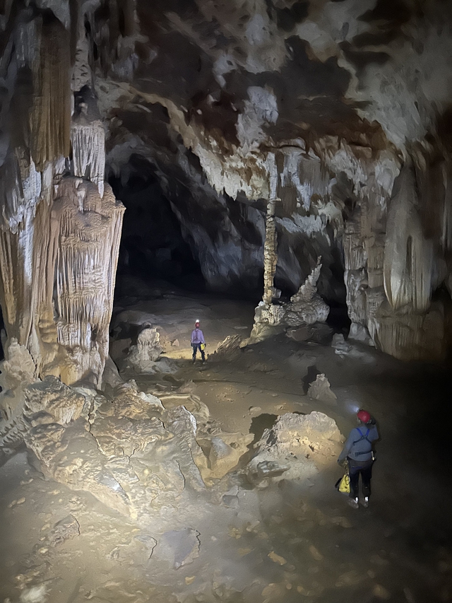 Choáng ngợp với hình ảnh 26 hang động mới ở Phong Nha - Kẻ Bàng vừa phát hiện - 11