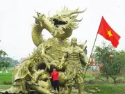 Tin tức - Làm tượng "Cội Nguồn" dịp Giỗ Tổ, chàng trai Bắc Ninh gây xúc động