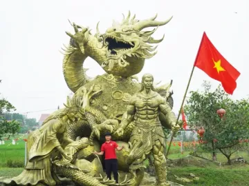 Làm tượng "Cội Nguồn" dịp Giỗ Tổ, chàng trai Bắc Ninh gây xúc động