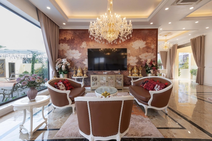 Biệt thự 10 phòng ngủ, rộng 1.000 m2 của NSƯT Tân Nhàn ở Quảng Ninh - 6