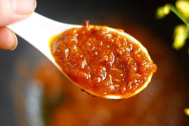 Mắm tép Ninh Bình đậm đà, ăn cùng cơm nóng.