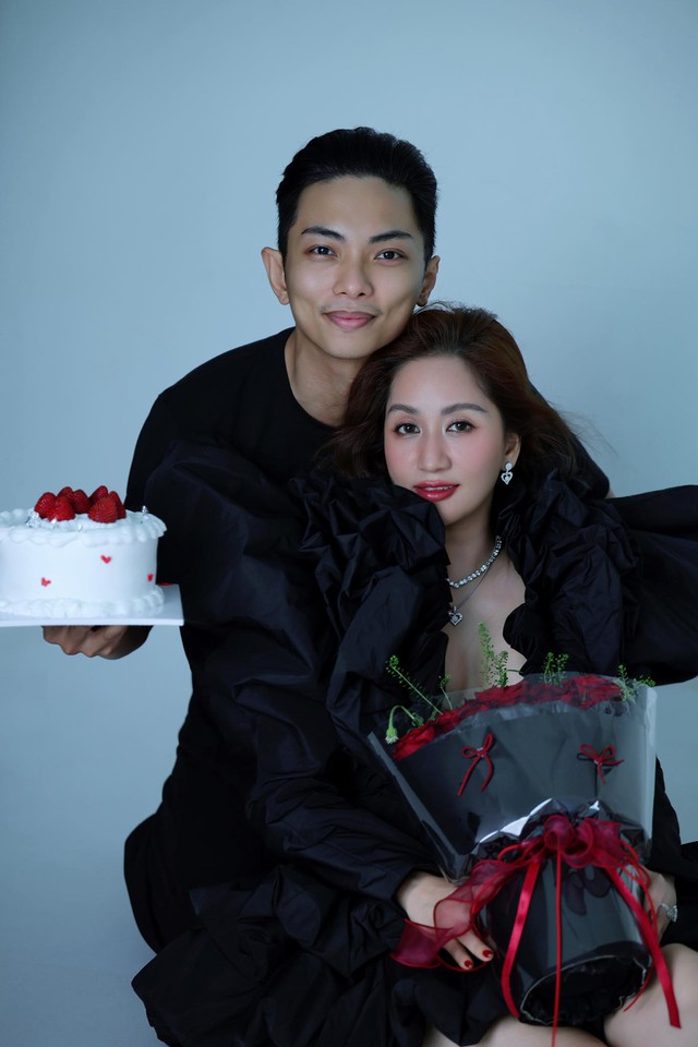 Phan Hiển gọi Khánh Thi là nữ hoàng của lòng anh.