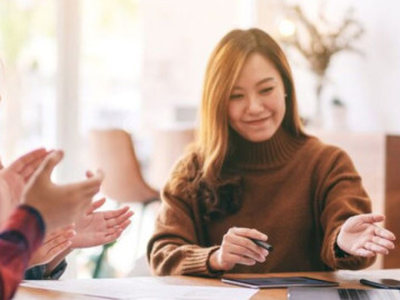 3 cung hoàng đạo kín đáo: Cười nói vui vẻ nhưng nỗi buồn chẳng ai hay