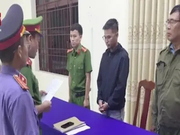 Bắt tạm giam tài xế vụ cháy xe khiến 2 người tử vong ở Đà Nẵng