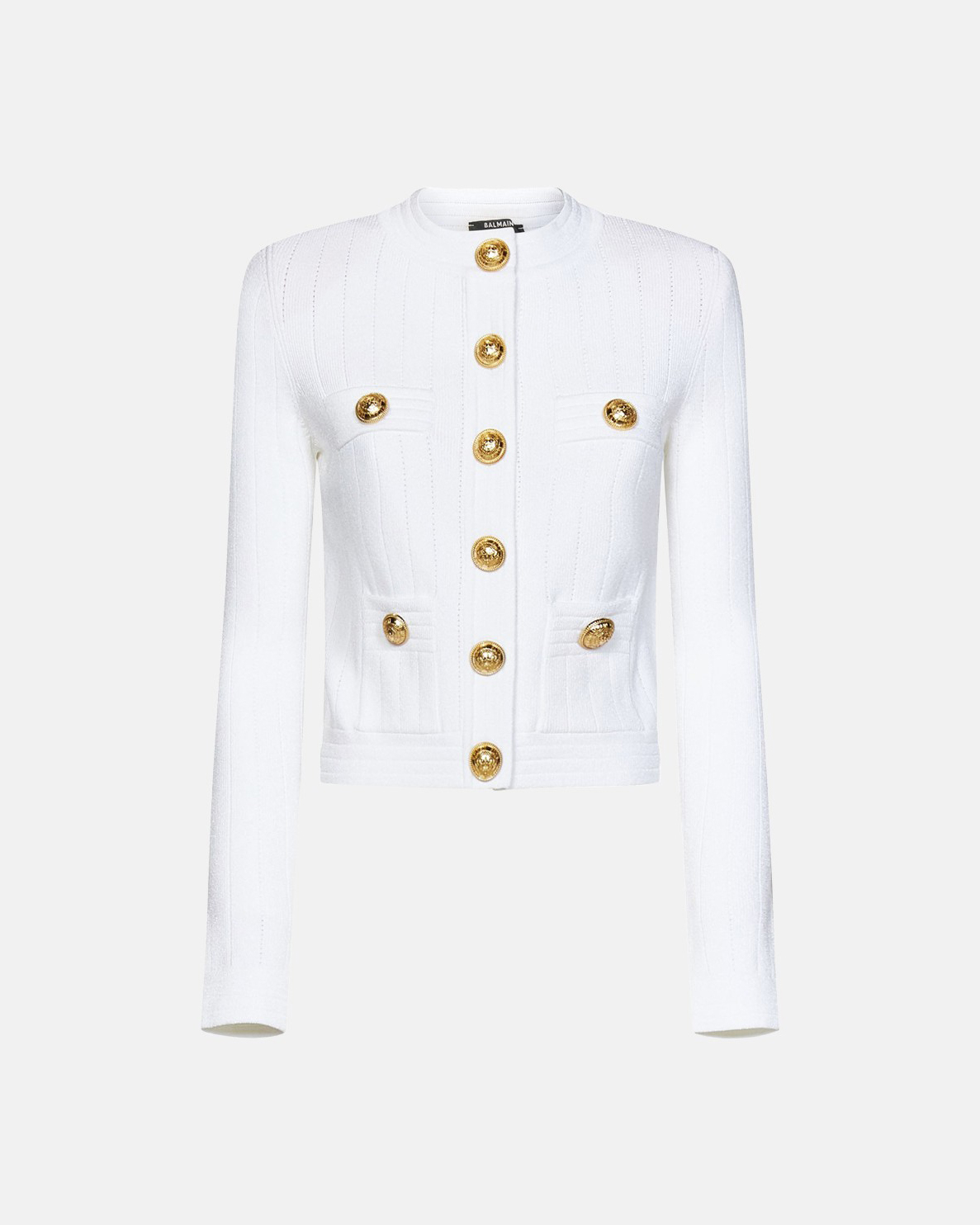 Chiếc áo Đỗ Thị Hà diện là thiết kế mang tính biểu tượng của Balmain, với chất liệu len dệt kim, độn cầu vai mạnh mẽ. Áo có giá bán khoảng 40 triệu đồng.
