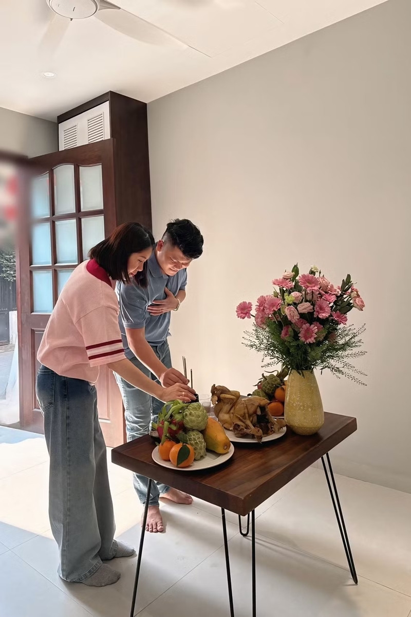 MC Trấn Thành sắm nhà 60 tỷ, NSND Việt Anh mua nhà ở tuổi 68 - 5