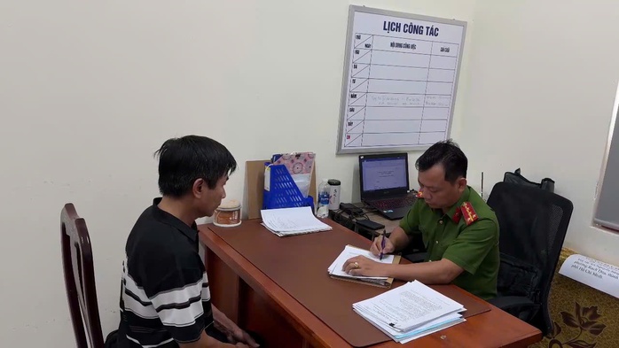Ông T. lên cơ quan công an làm việc