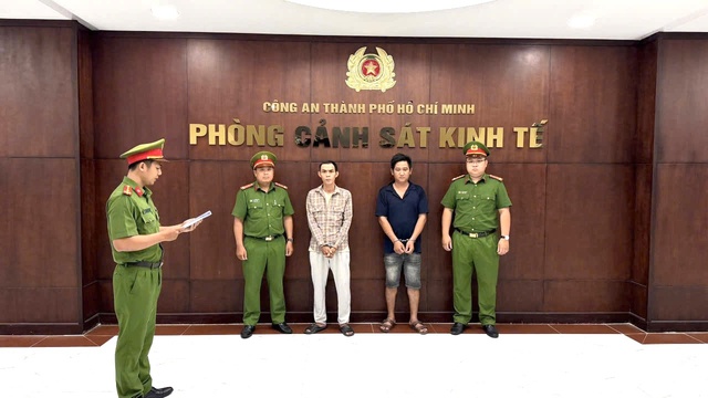 Các đối tượng Nguyễn Văn Thắng, Nguyễn Văn Thái (từ trái sang) bị bắt, khởi tố. Ảnh: CACC.