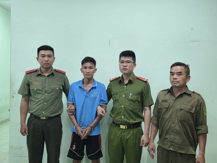 Công an TPHCM đã tạm giữ Bùi Trung Quốc. Ảnh: Công an TPHCM