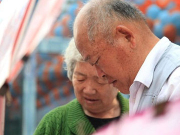 Tôi từng nghĩ nghỉ hưu sống cùng con cháu là hạnh phúc, cho đến ngày phải bán nhà về ở cùng con trai