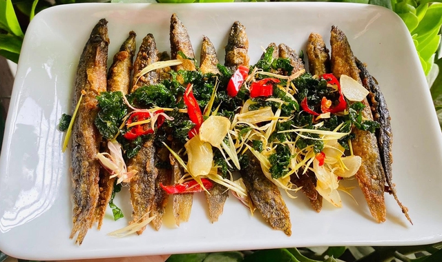 Chạch chiên lá lốt dễ ăn.